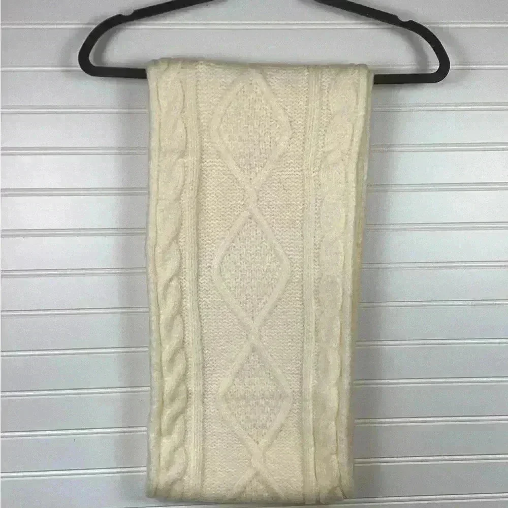 Old Navy NWT  Cable Knit Cowl Cream / Ivory Neck Warmer Infinity Scarf